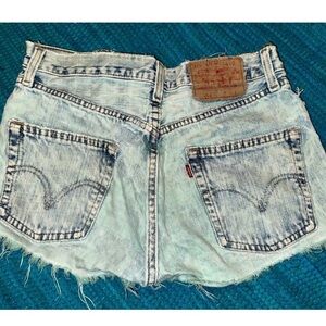 VINTAGE 80's LEVIS 501 ACID WASH DISTRESSED DENIM CUTOFF SHORTS DAISY DUKES